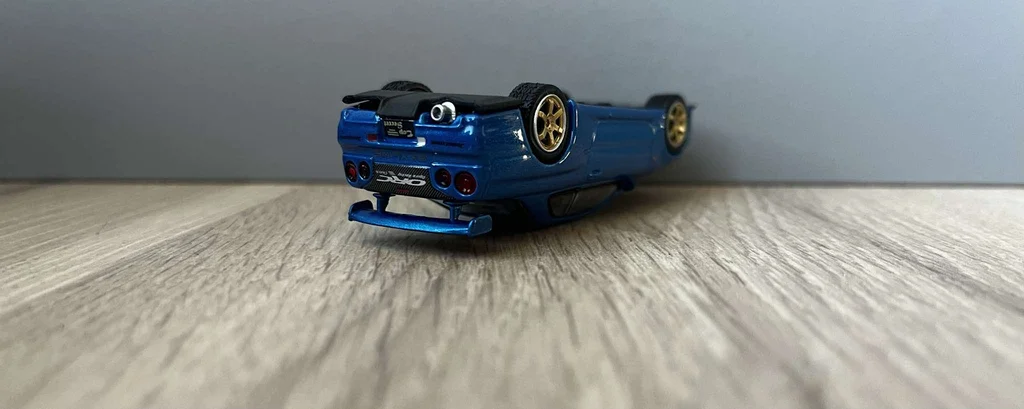 Vrak Nissana R34 GT-R predaný za 160 tisíc zlotých