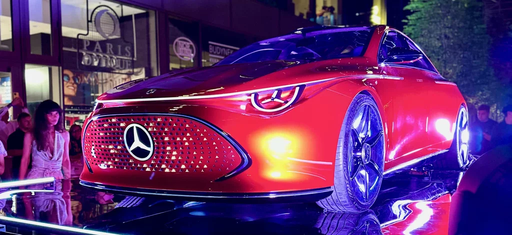 Nový Mercedes CLA: Revoluce na silnicích