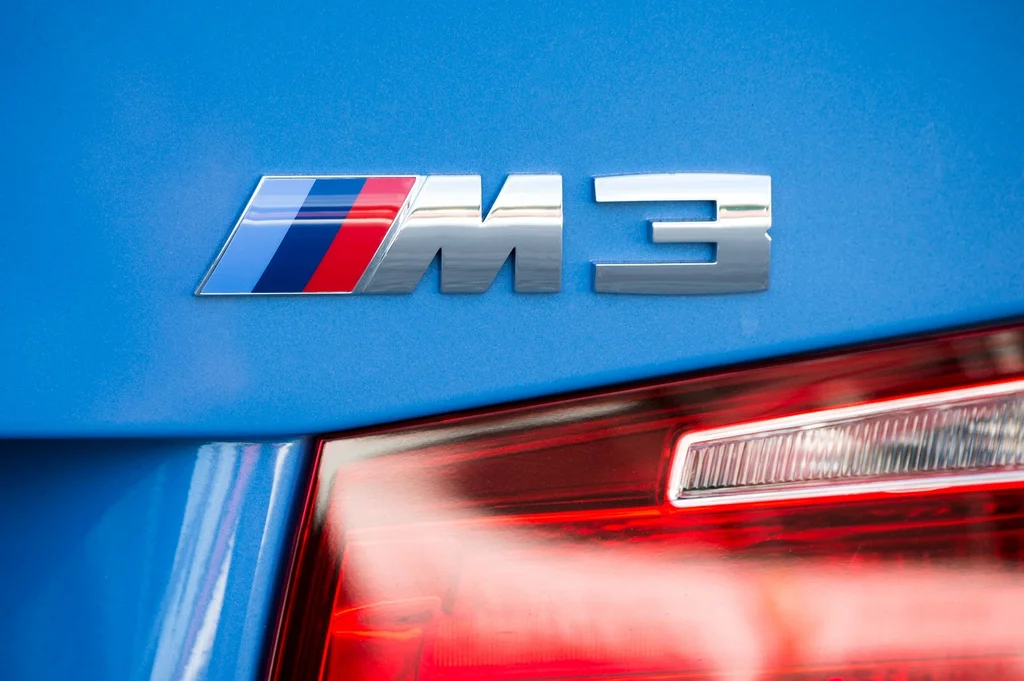 Nové BMW M3: Elektrické či spalovací?