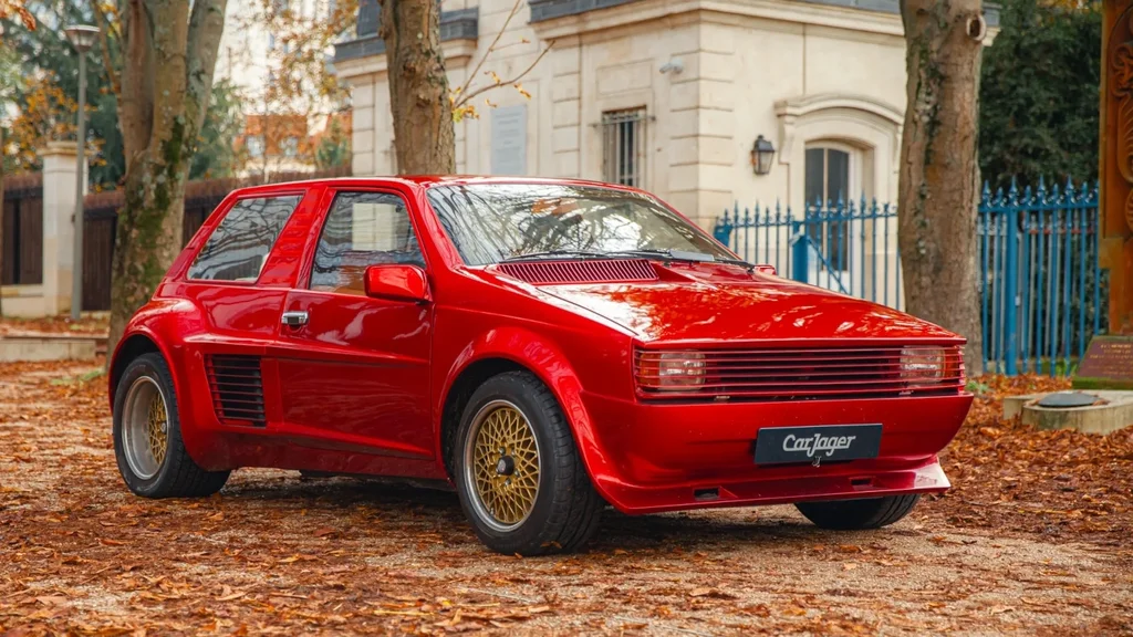 Sbarro Super Eight – dziwaczny hot hatch na sprzedaż