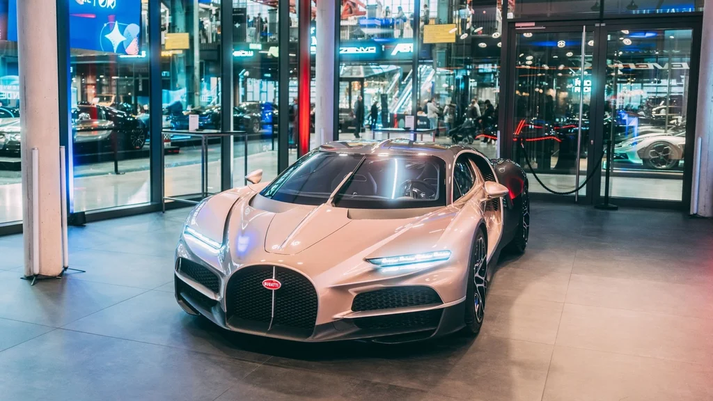 Bugatti otevírá nové showroomy v Mnichově a Vídni