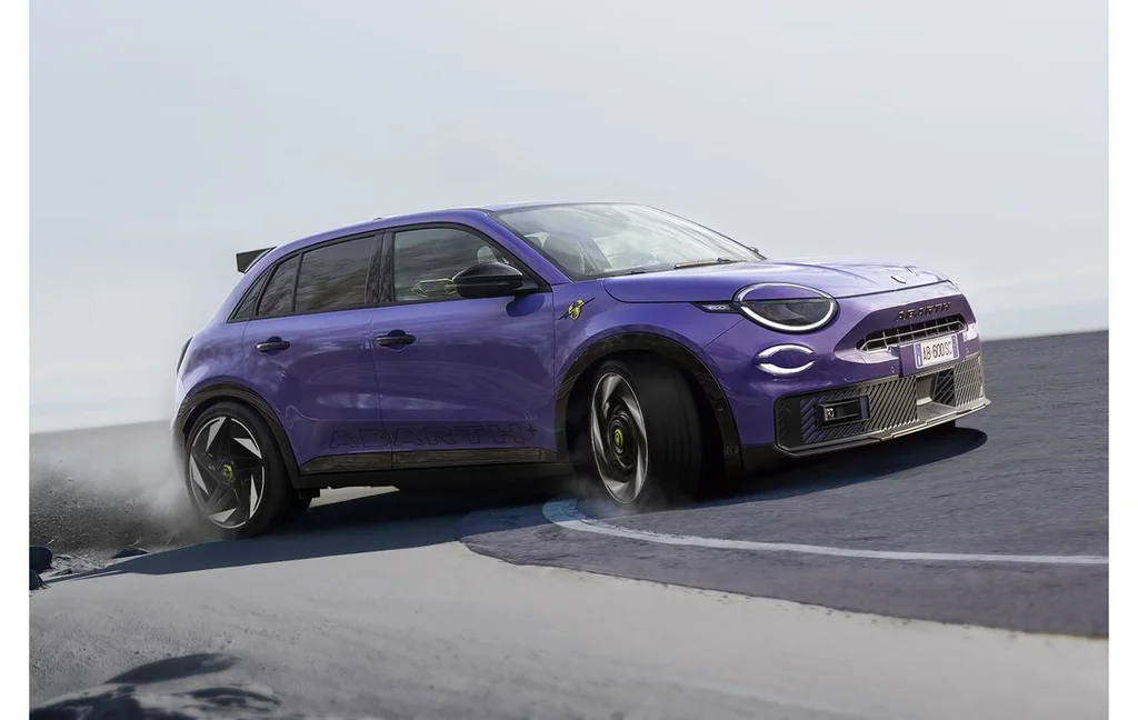 Abarth 600e - nowy elektryczny crossover Fiata