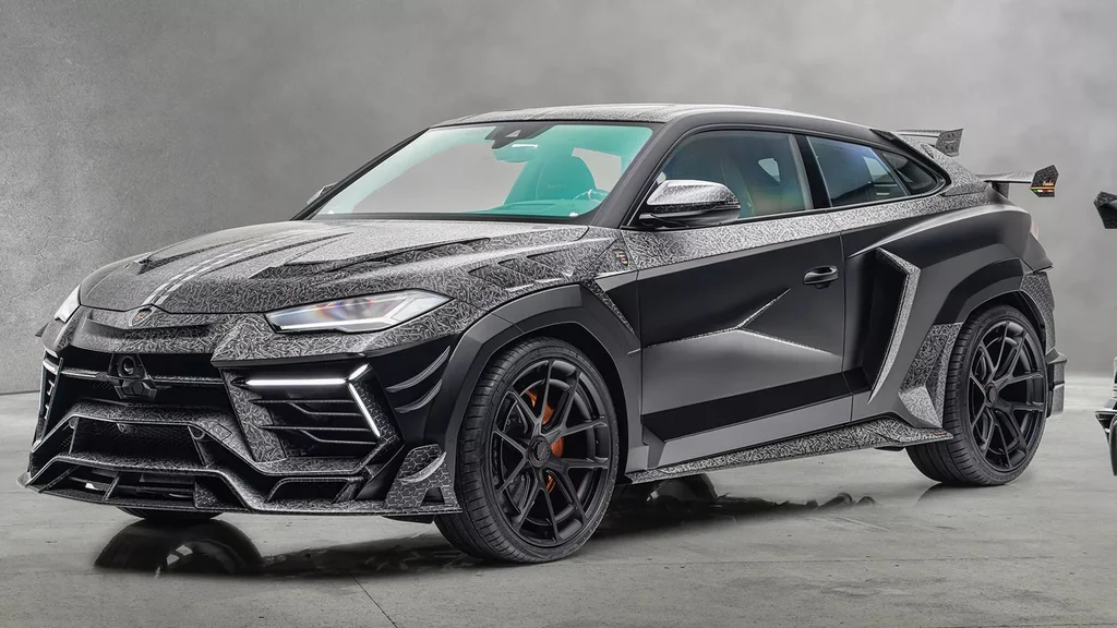 Mansory przekształca Urusa w unikalnego SUV-a 3D